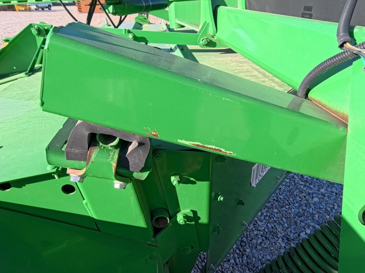 2019-john-deere-956-image-30
