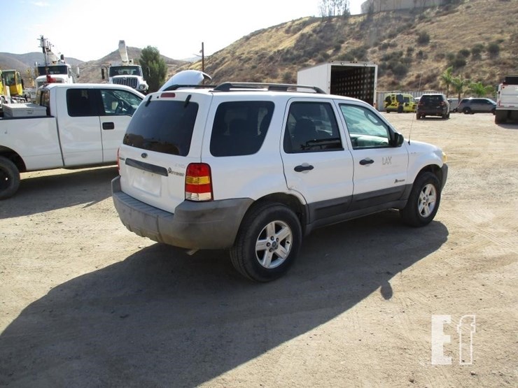2007-ford-escape-hybrid-image-3