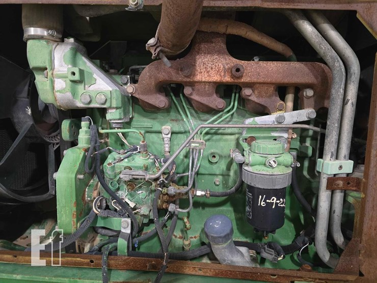 john-deere-6220-image-23