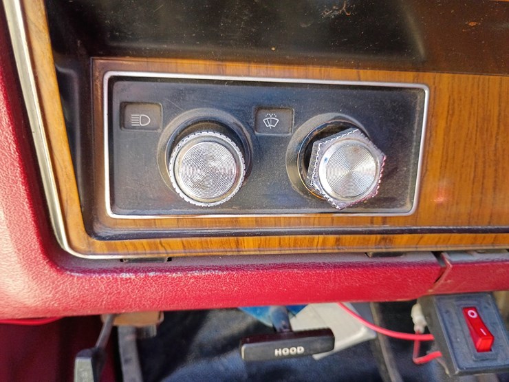 1980-ford-bronco-image-54