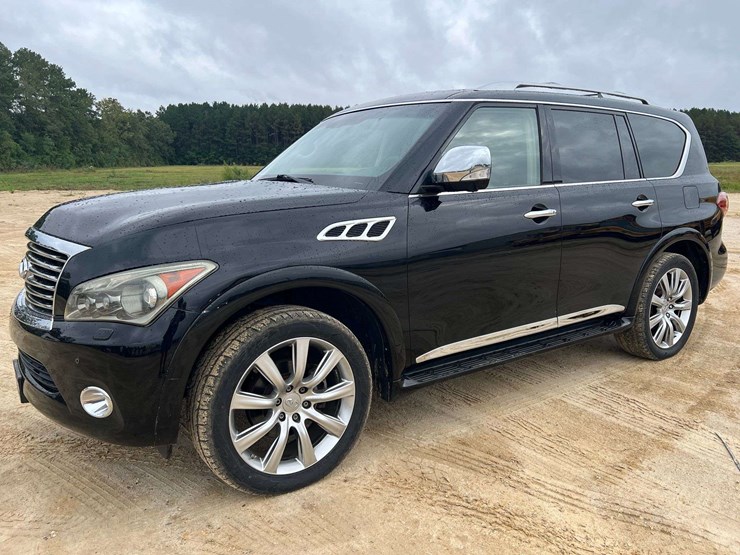 2012-infiniti-qx56-image-1