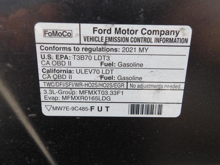 2021-ford-explorer-image-11