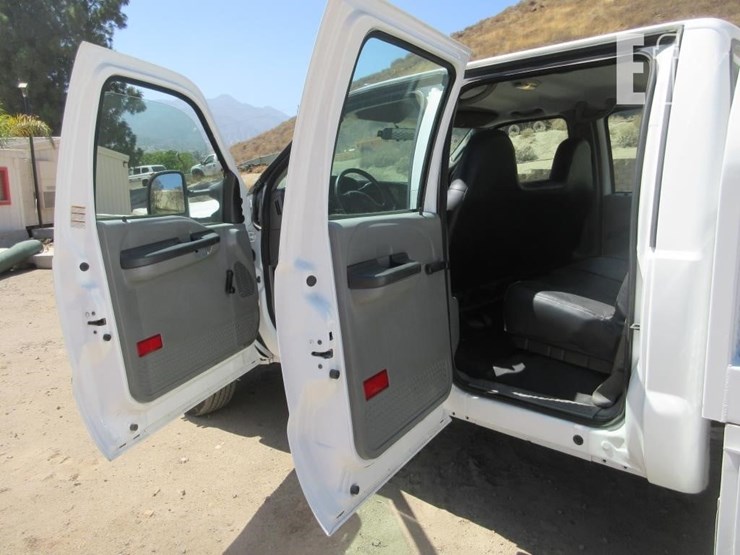 2006-ford-f550-sd-xl-image-15
