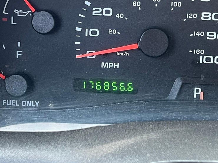 2004-ford-f350-image-19