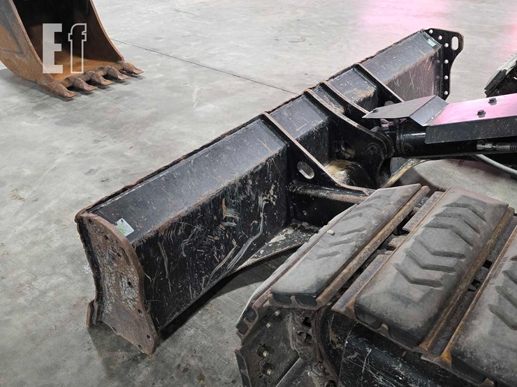 2021-caterpillar-307.5-image-16