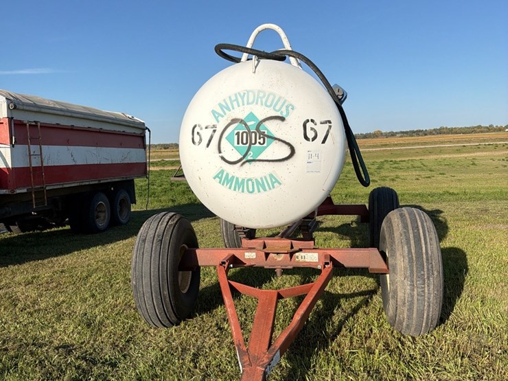 11-4-1450-gallon-nh3-tank,-16.5l---16.1-sl-tires-image-2