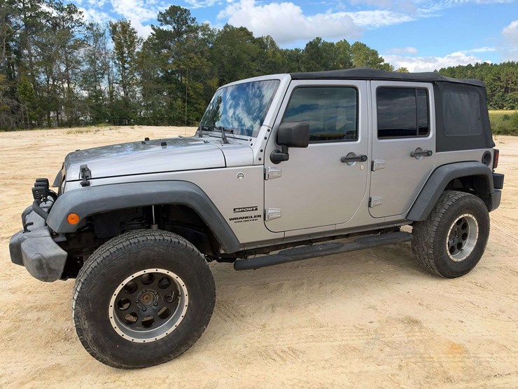 2016-jeep-wrangler-image-1