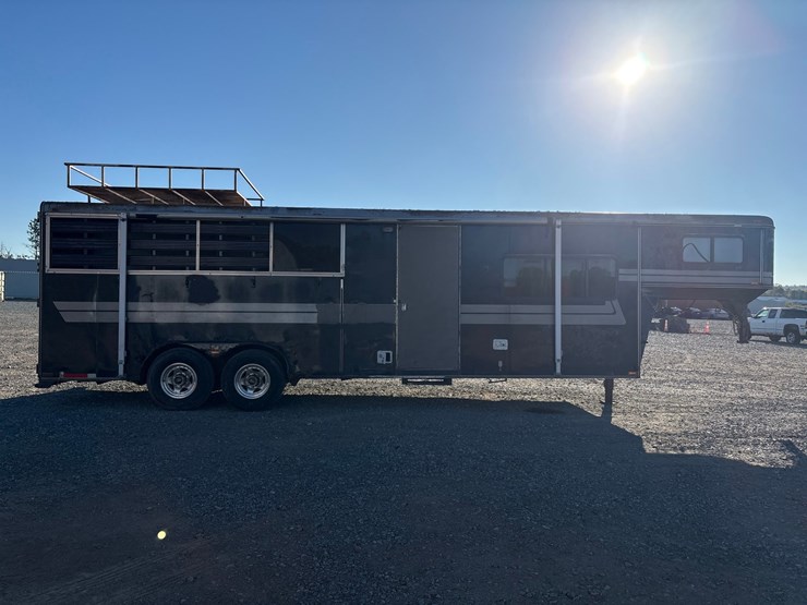 #1405-•-1993-lazy-n-horse-trailer-w/-living-quarters-image-6