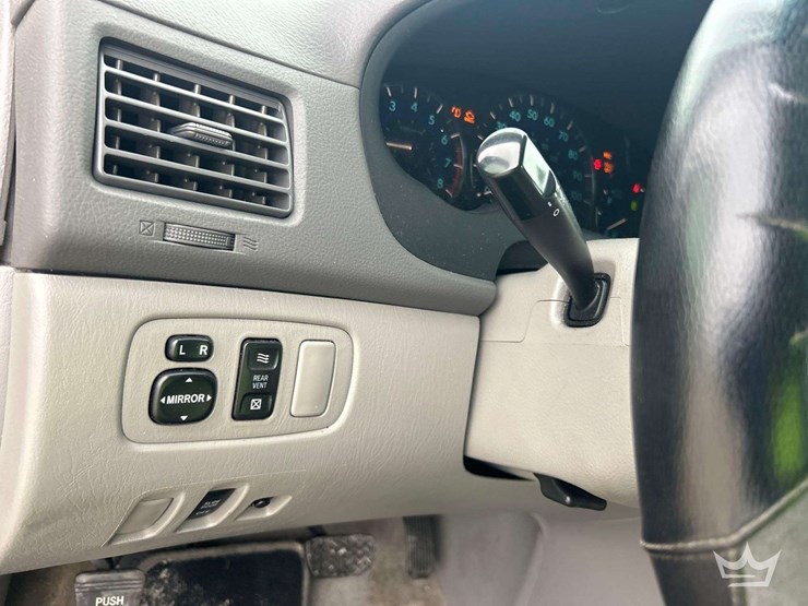 2007-toyota-sienna-image-15