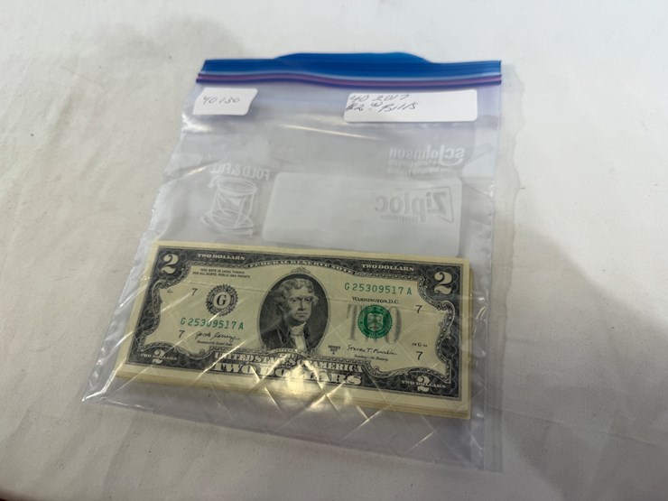 #40130-•-(40)-2017-uncirculated-two-dollar-bills-image-1