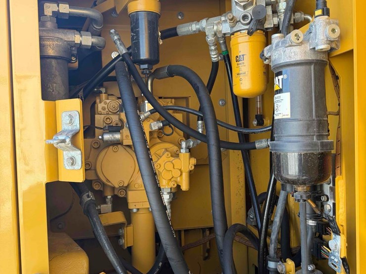 2019-caterpillar-325flcr-image-20