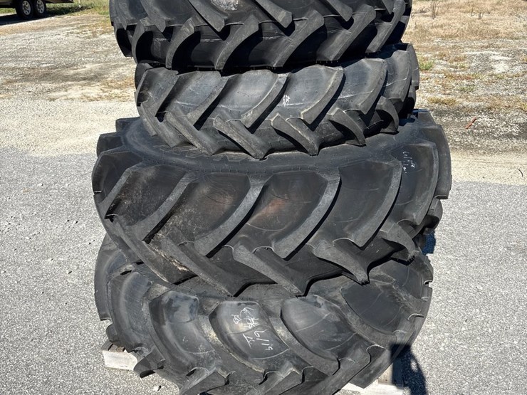 #1081-•-r1-ag-tires-with-rims-image-6