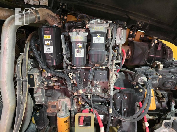 2018-caterpillar-tl1255d-image-21
