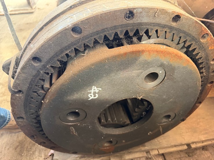 #1610-•-new-holland-t9.450-planetary-final-drive-assemblies-450/460-series-axle-applications-image-7