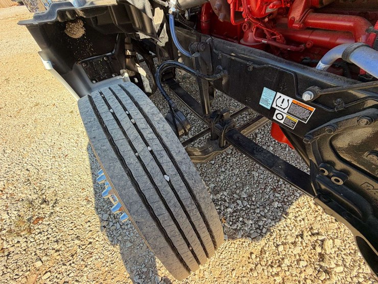 2024-kenworth-t880-image-58