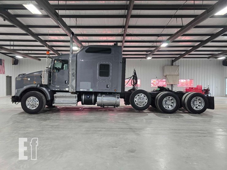 2016-kenworth-t800-image-5