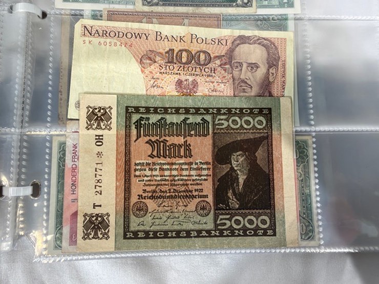 #40309-•-foreign-currency-bank-notes-image-125