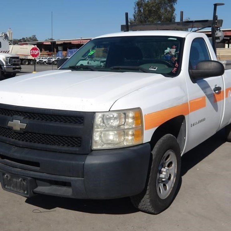 2009 Chevrolet Silverado Pickup Truck