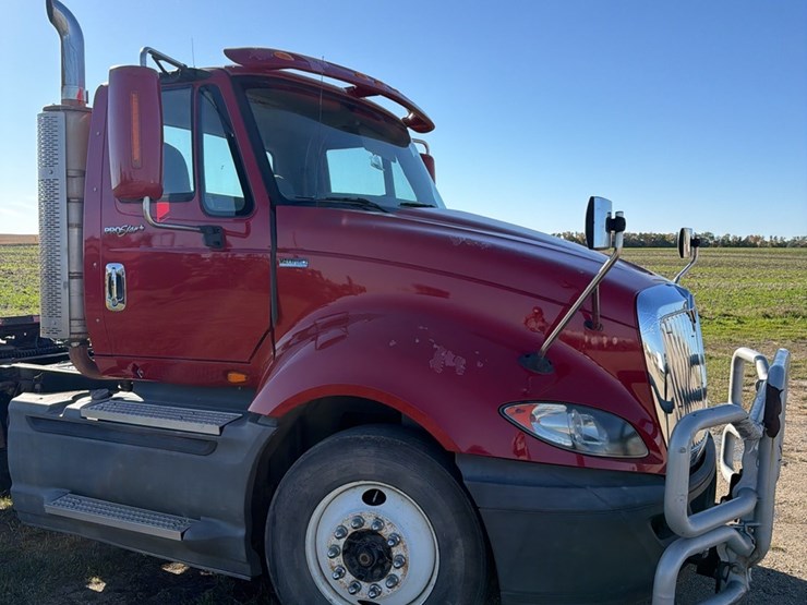 2012-international-prostar-image-16