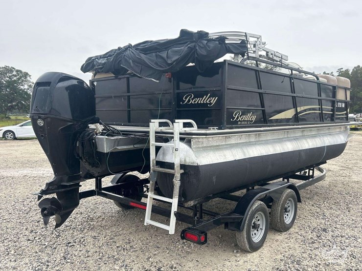 2018-20ft-bentley-200-cruise-pontoon-boat-w-2022-mid-america-t/a-trailer-image-3