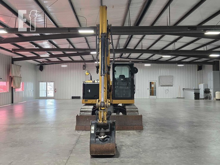 2021-caterpillar-307.5-image-7