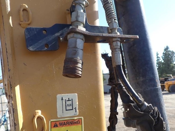 2022-caterpillar-306-cr-image-8