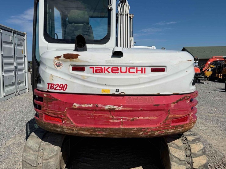 takeuchi-tb290-image-4