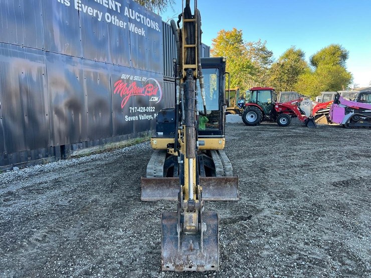 caterpillar-303.5-image-10