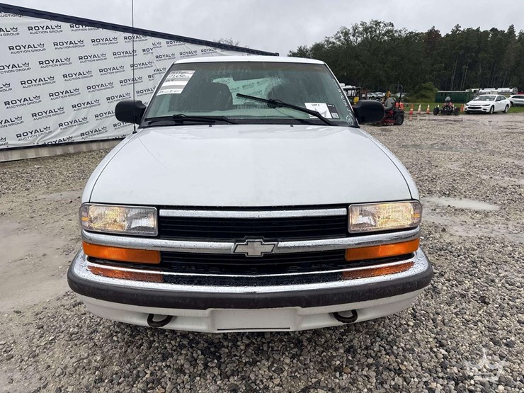 1999-chevrolet-blazer-image-28