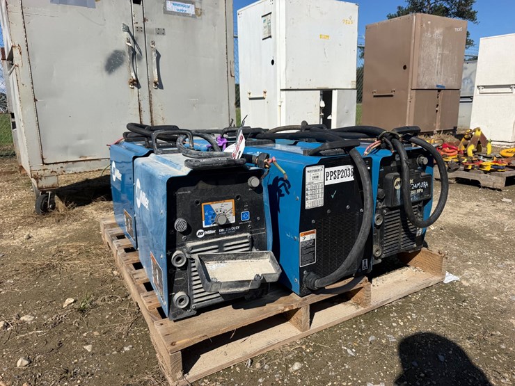 #7520-•-miller-xmt350-dc-inverted-arc-welder-image-1