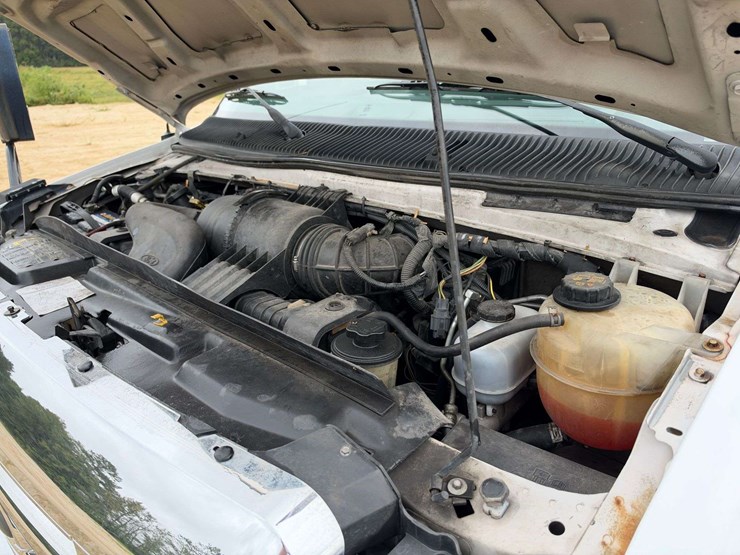 2014-ford-e450-image-7