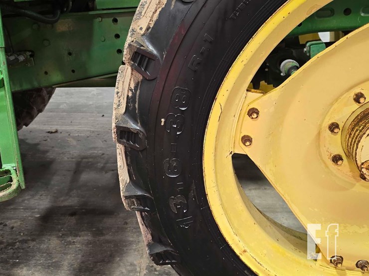 1995-john-deere-6400-image-18