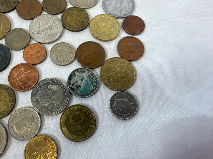 #40136-•-bag-of-misc-foreign-coins-image-16
