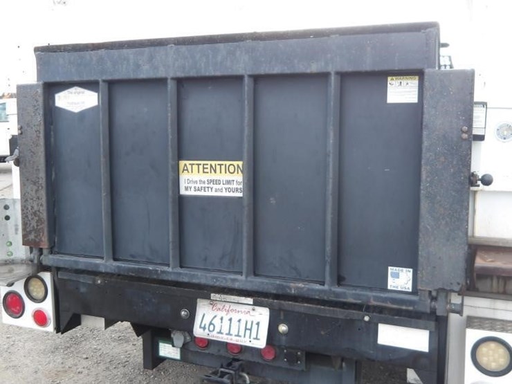 2011-ford-f550-image-13