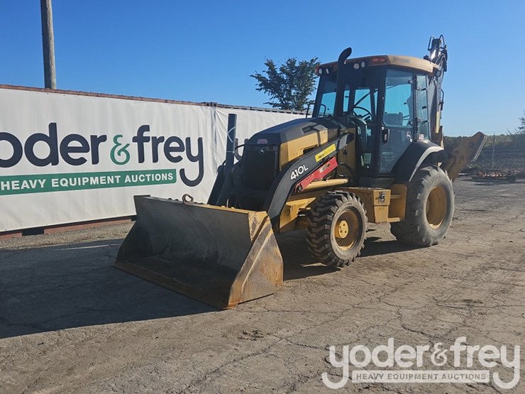 2018-deere-410l-image-1