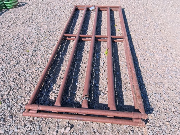 #2009-•-slightly-used-10ft-hi-qual-gates-(2-count)-image-3
