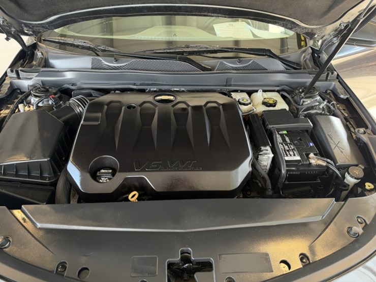 2019-chevrolet-impala-sdn-image-16