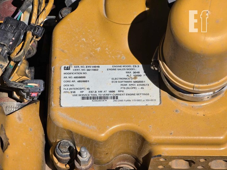 2016-caterpillar-336fl-image-26