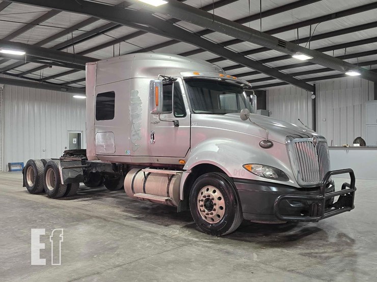 2013-international-prostar-image-2