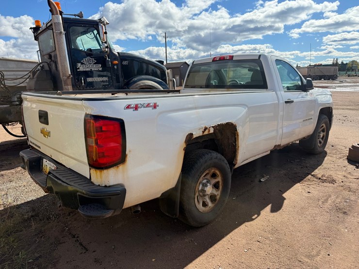 2014-chevrolet-1500-image-4