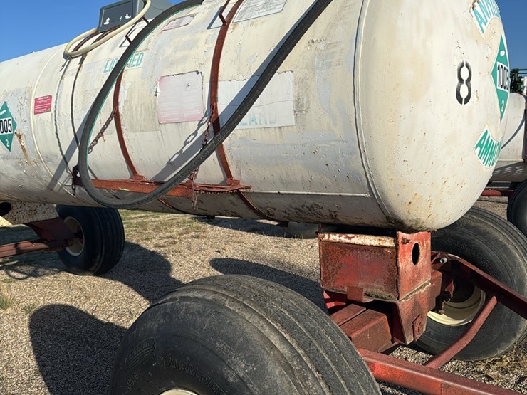 11-11-1450-gallon-nh3-tank,-16.5l--16.1-tires-image-15