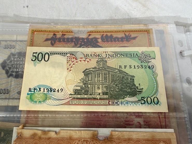 #40308-•-foreign-currency-bank-notes-image-89