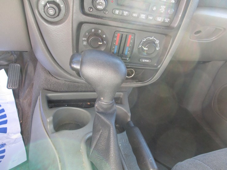 2003-chevrolet-trailblazer-image-27