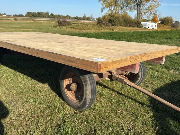 15-2.-hay-trailer-image-1