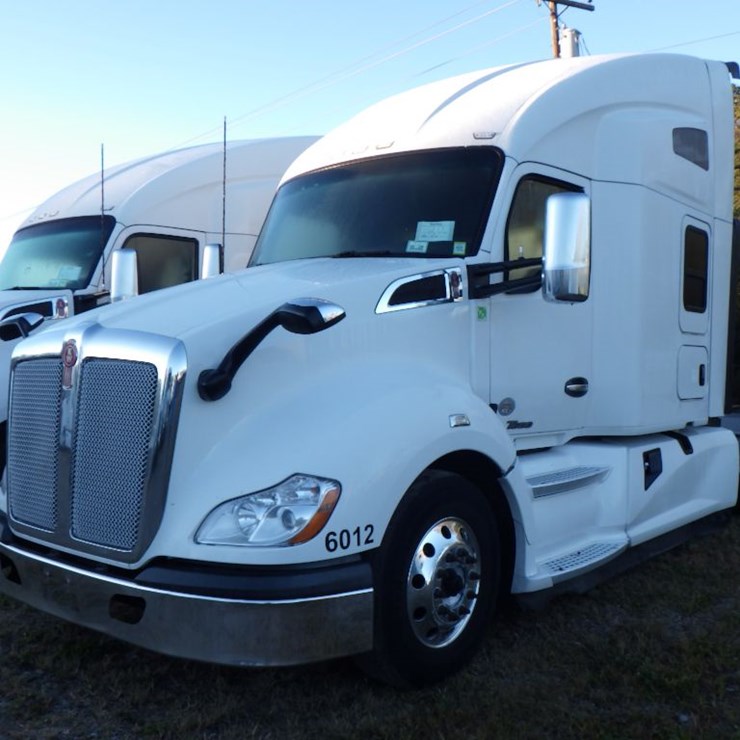 2022 KENWORTH T680