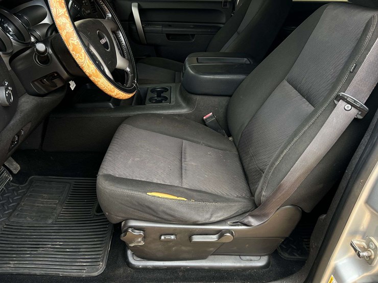 2012-gmc-sierra-1500-sle-image-22