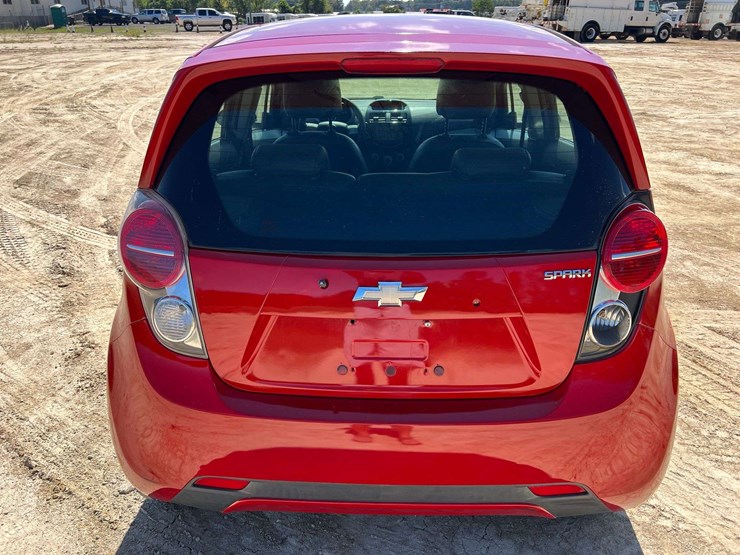 2015-chevrolet-spark-4-door-sedan-(125,589-miles)-image-6
