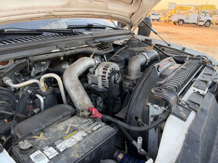 2007-ford-f550-image-8