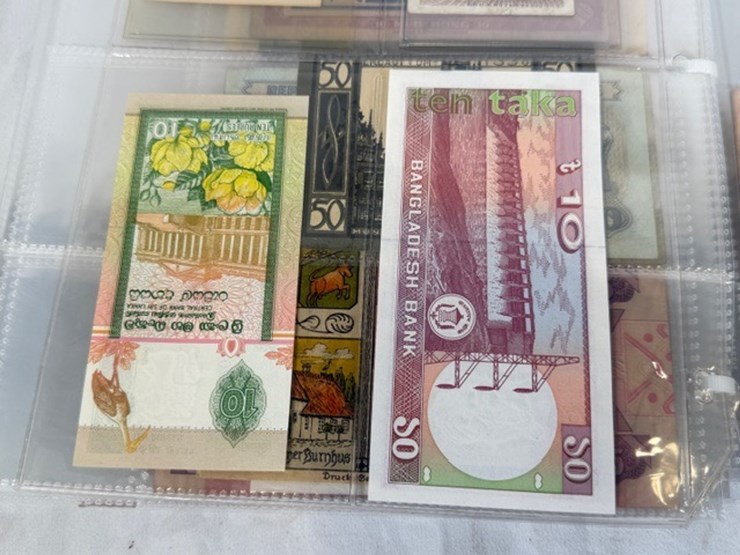 #40308-•-foreign-currency-bank-notes-image-161