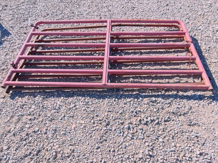 #2011-•-used-8ft-gates-(2-count)-image-2